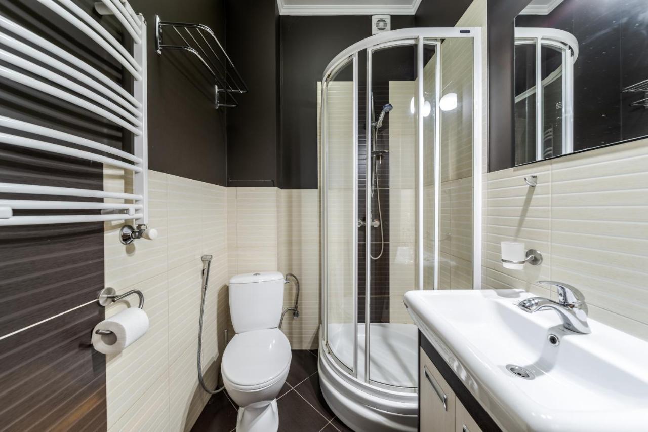 Apartment On Stavropihiiska Street 1 Lviv Luaran gambar