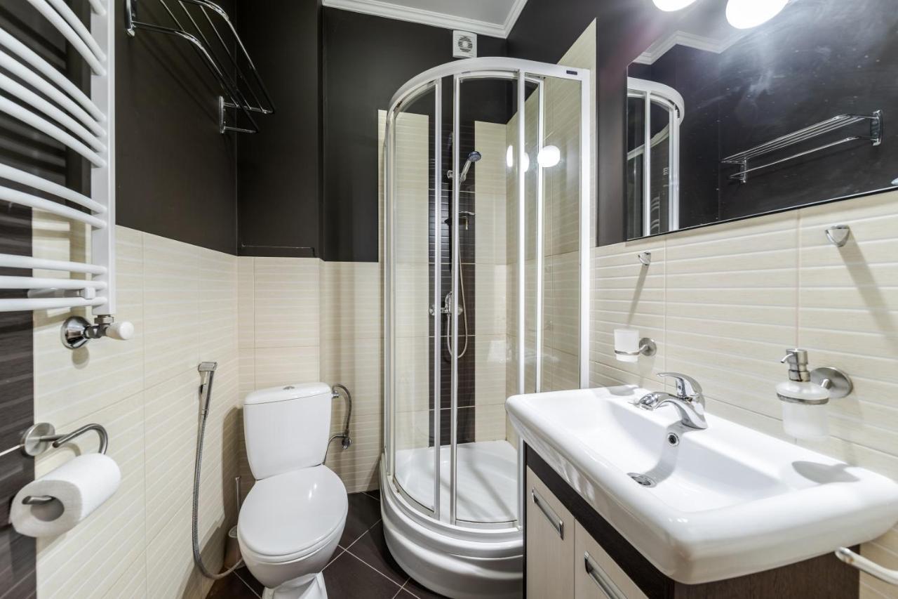 Apartment On Stavropihiiska Street 1 Lviv Luaran gambar